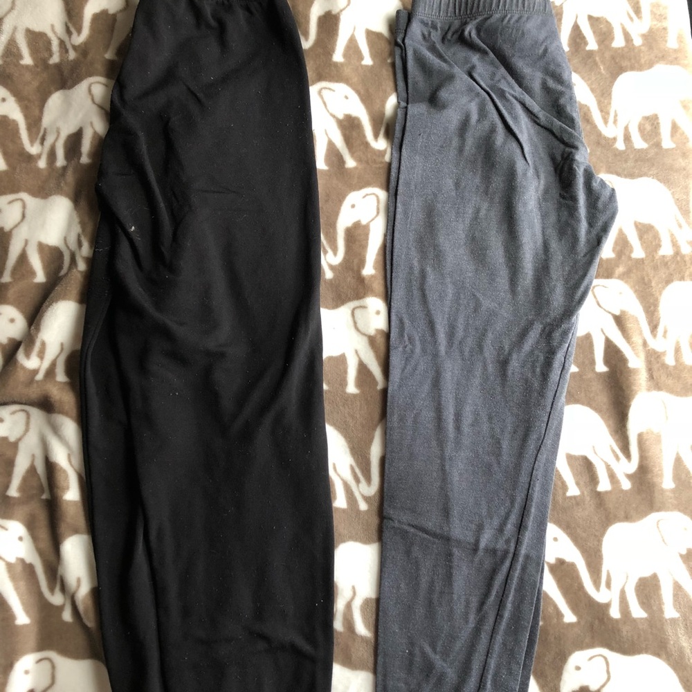 2 Black Leggings, 1 Grey! All Size Large! $5 Each